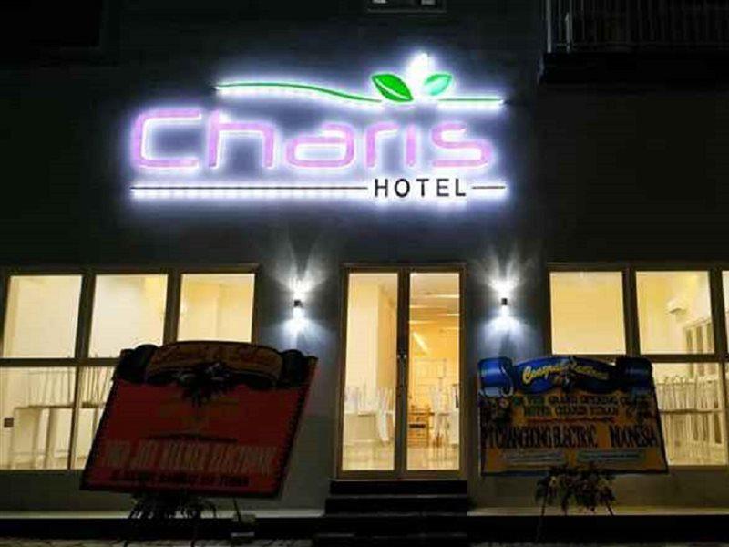 Votel Hotel Charis Tuban Tuban  外观 照片
