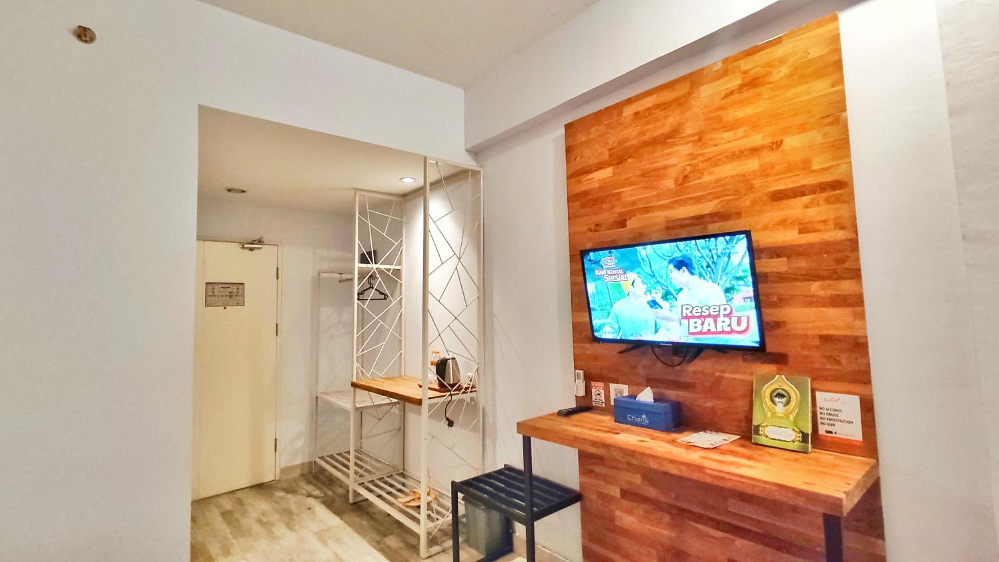 Votel Hotel Charis Tuban Tuban  外观 照片