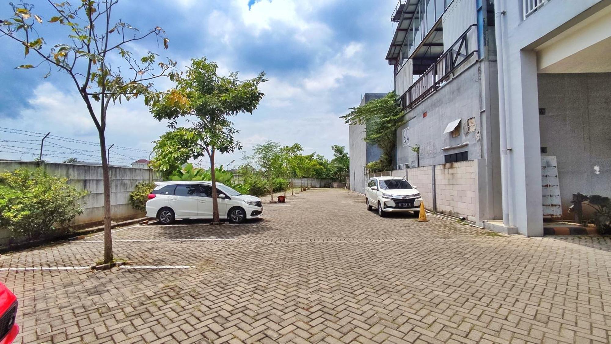Votel Hotel Charis Tuban Tuban  外观 照片